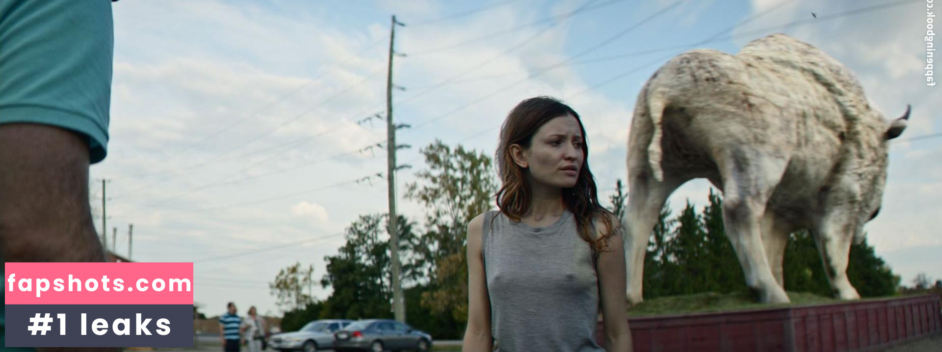 Emily Browning gallery photo #74