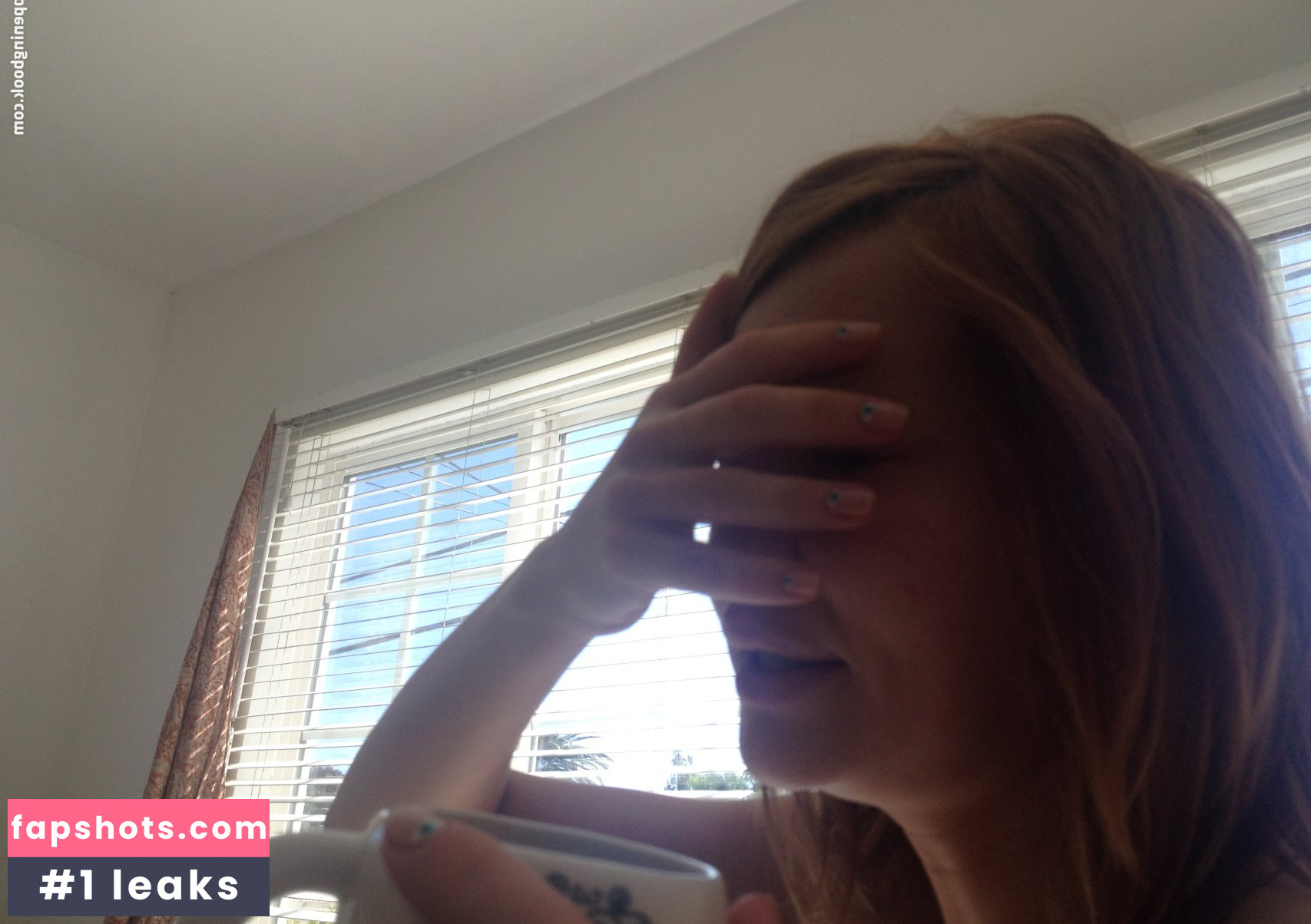 Emily Browning gallery photo #100