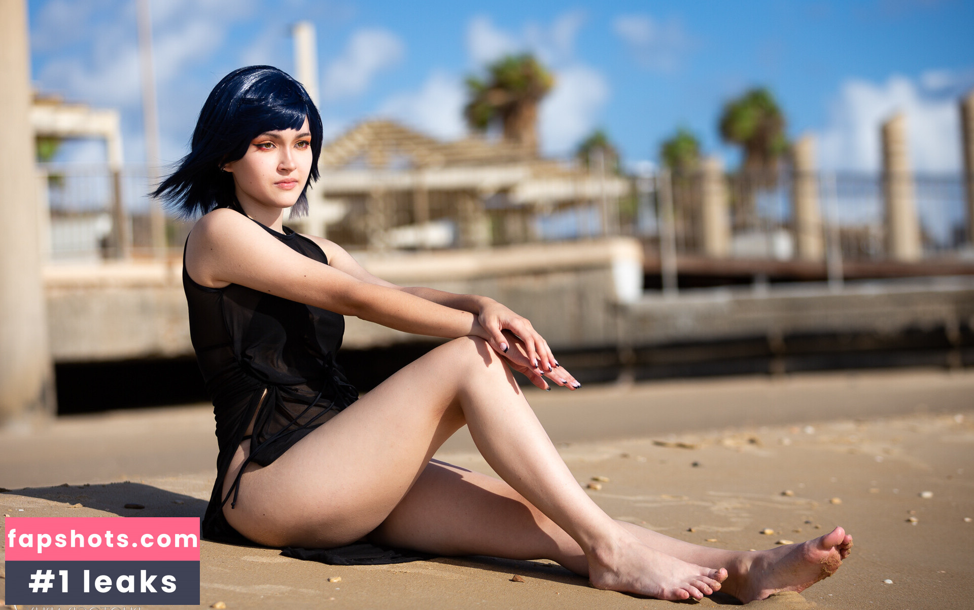 Emily_Cos gallery photo #4