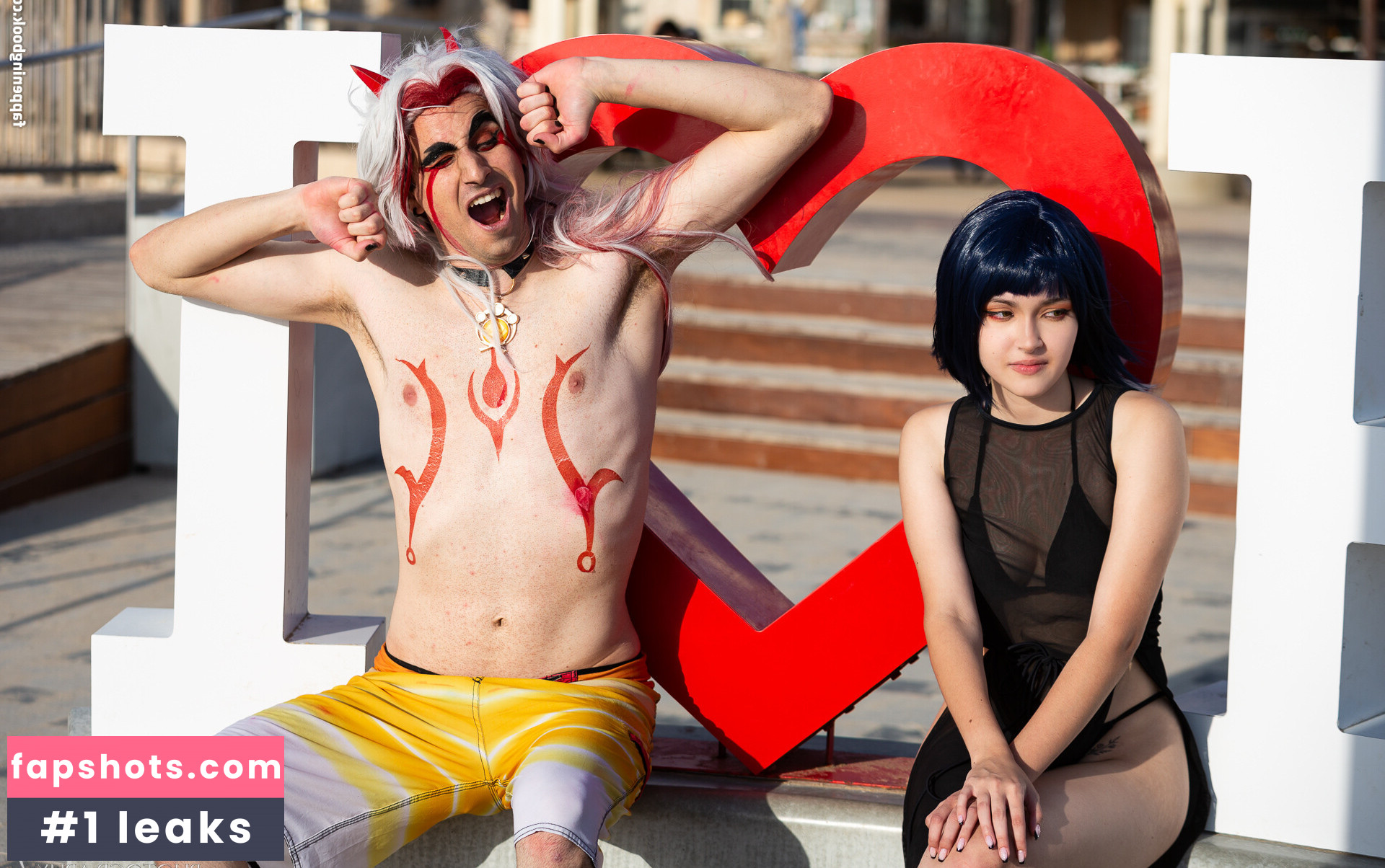 Emily_Cos gallery photo #6