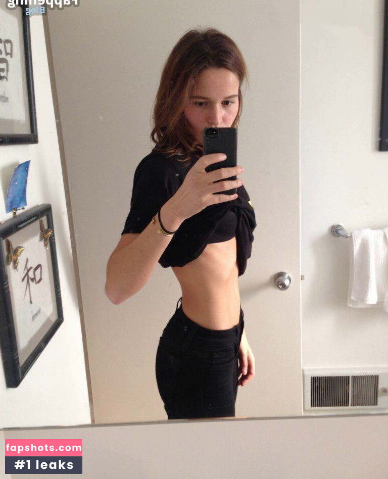 Emily DiDonato gallery photo #13