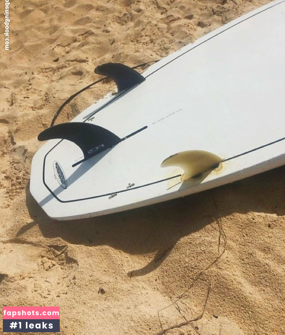 Emily Ellanah gallery photo #2