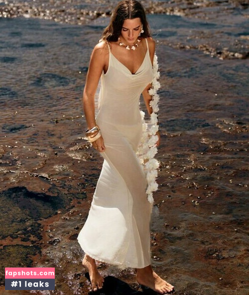 Emily Feld gallery photo #1117