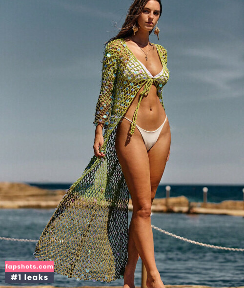 Emily Feld gallery photo #1121