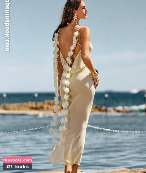 Emily Feld gallery photo #1132