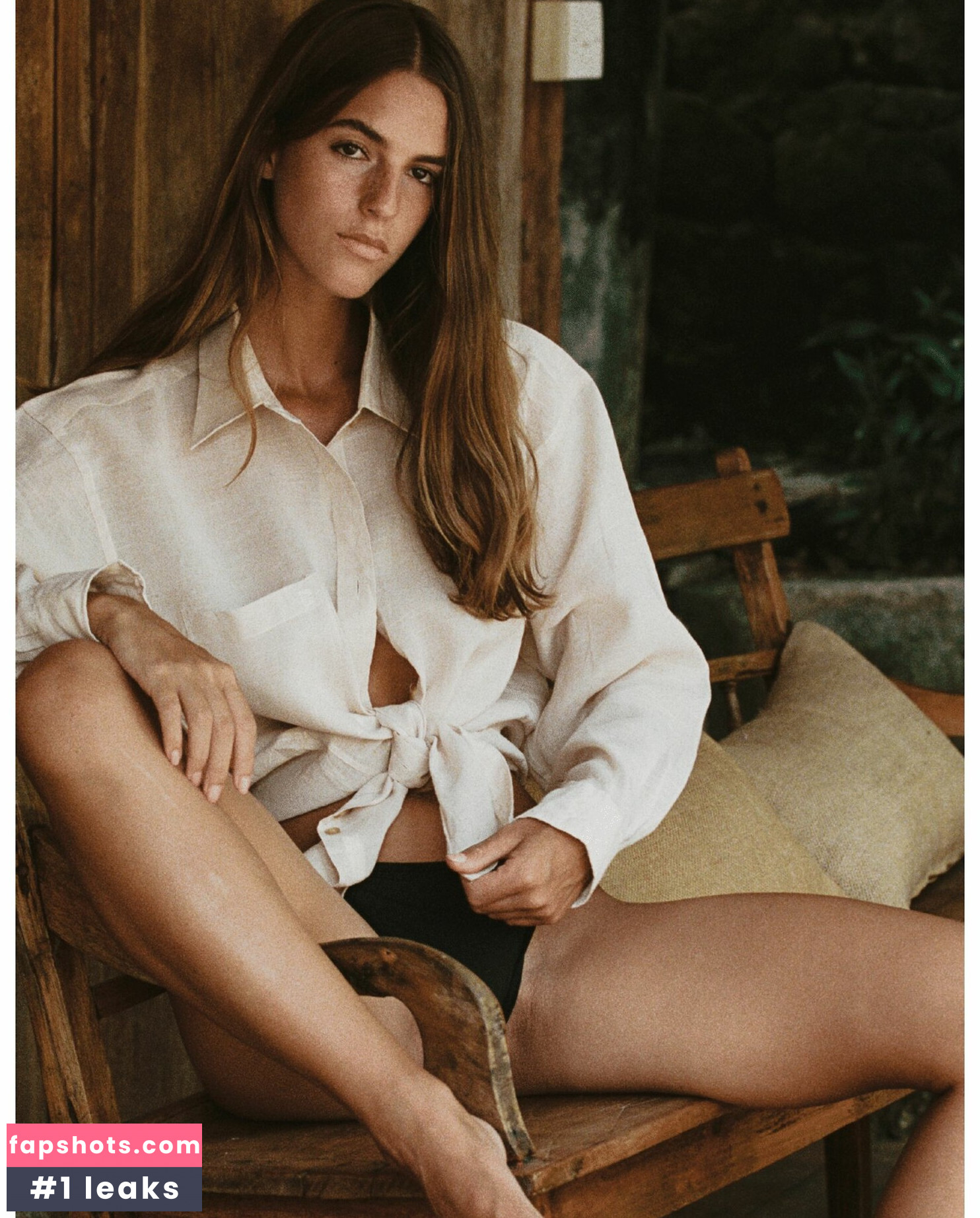 Emily Feld gallery photo #271