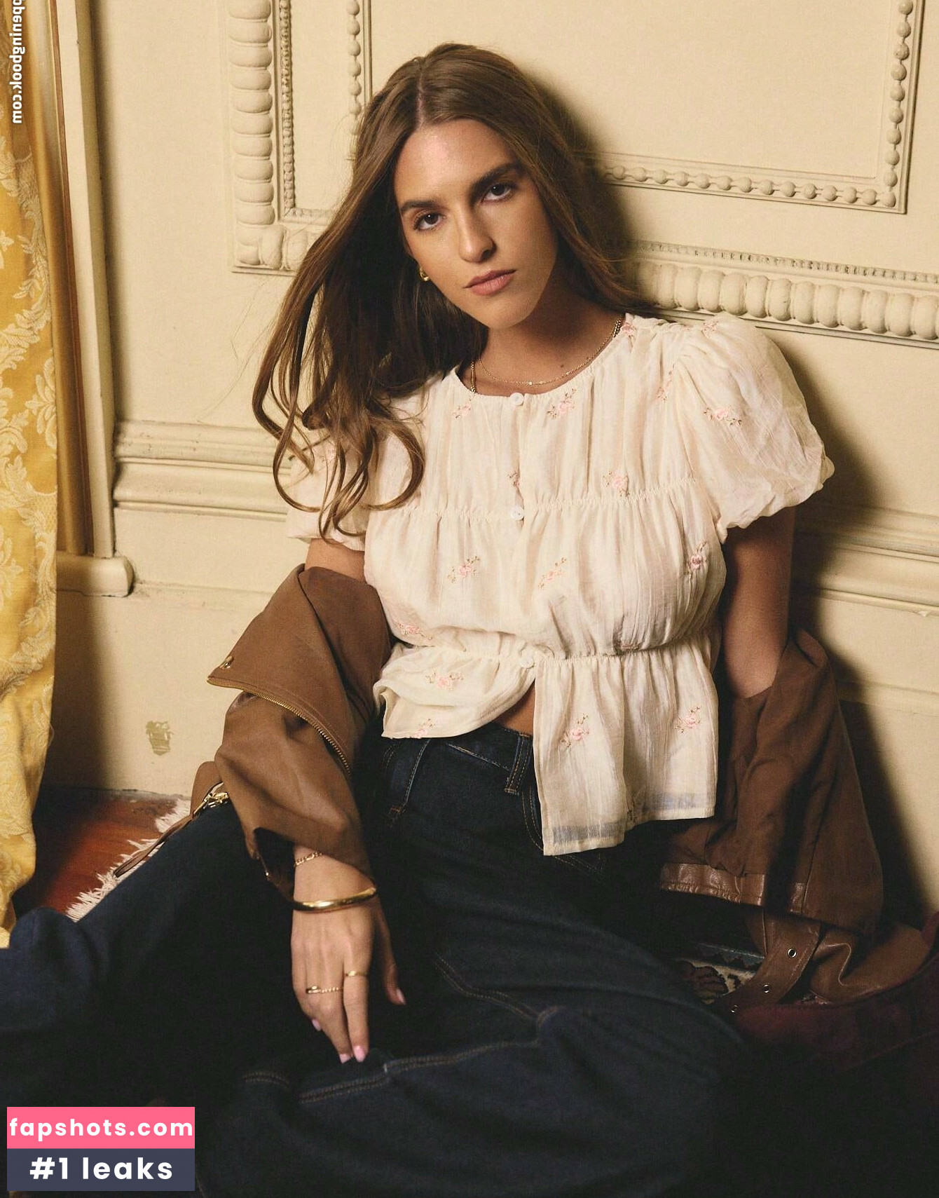 Emily Feld gallery photo #47