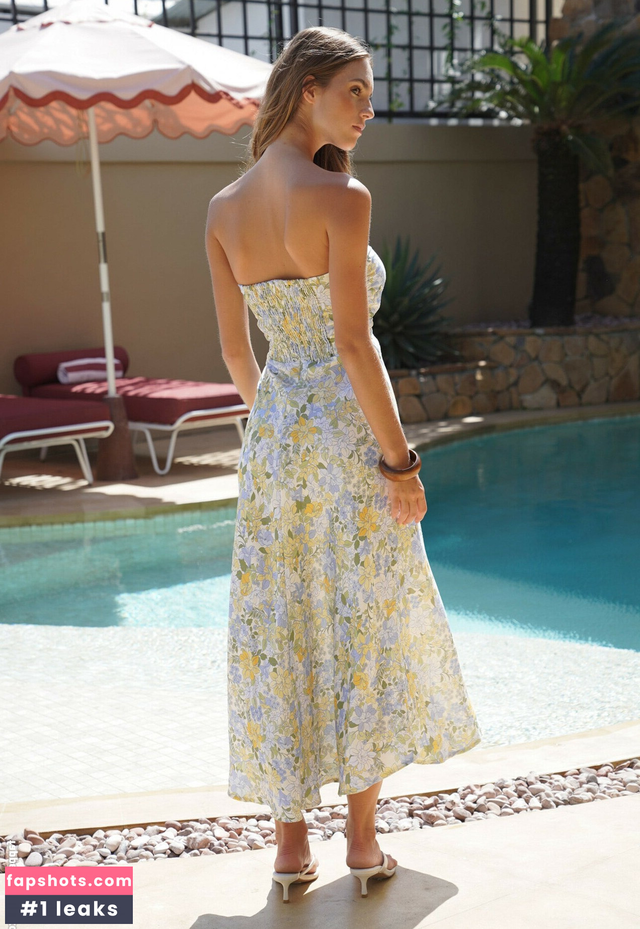 Emily Feld gallery photo #476