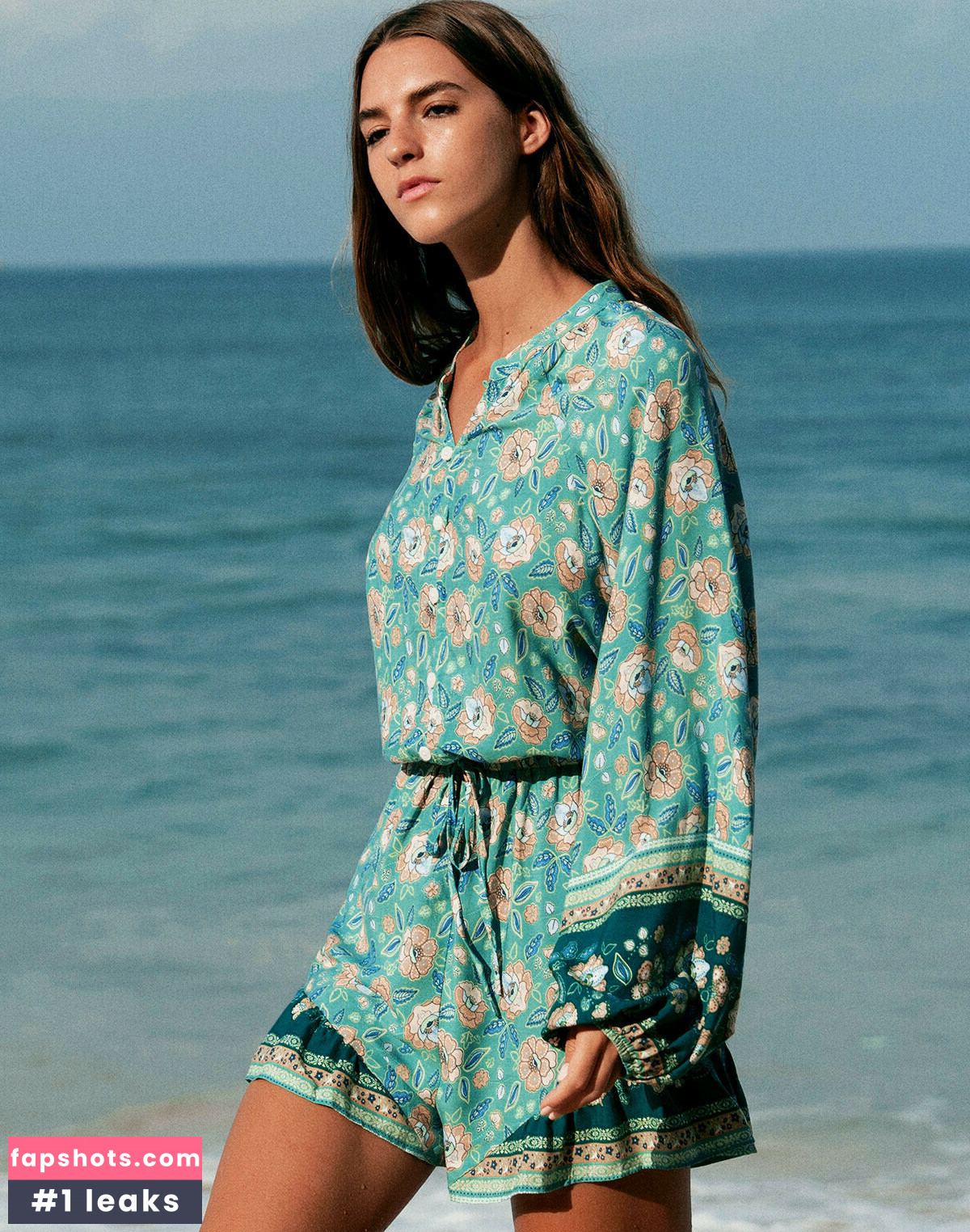 Emily Feld gallery photo #833