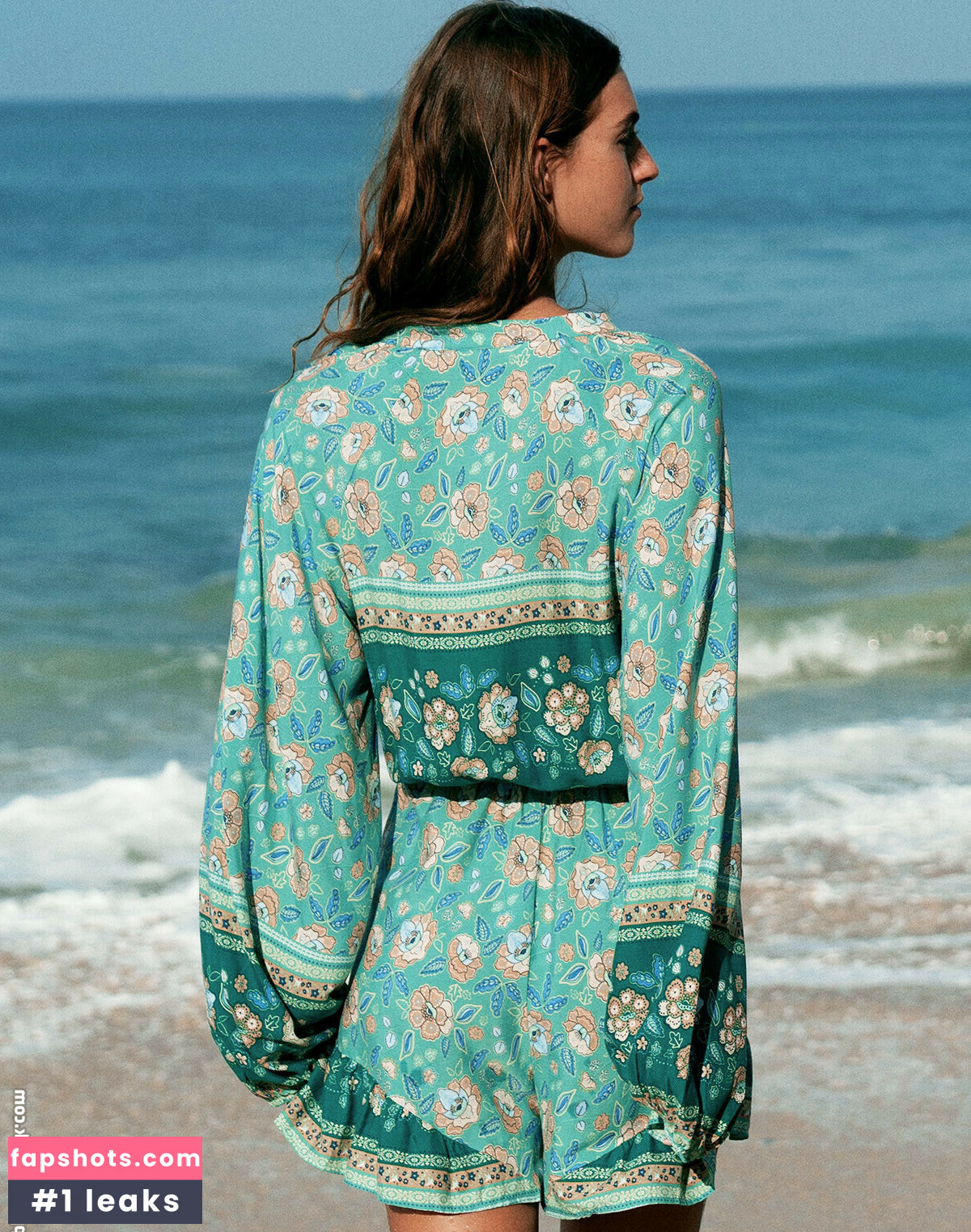 Emily Feld gallery photo #835