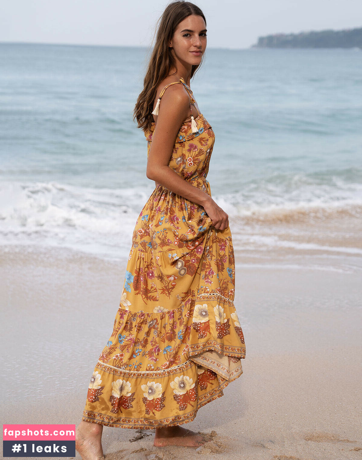 Emily Feld gallery photo #840