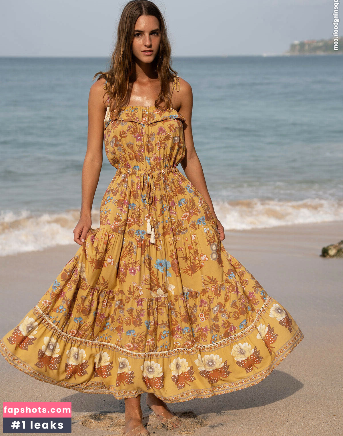 Emily Feld gallery photo #841