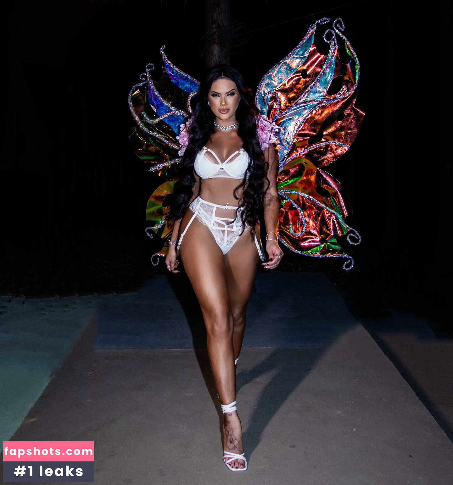 Emily Garcia Nude Leaks OnlyFans Photos #34 - LeakJerk