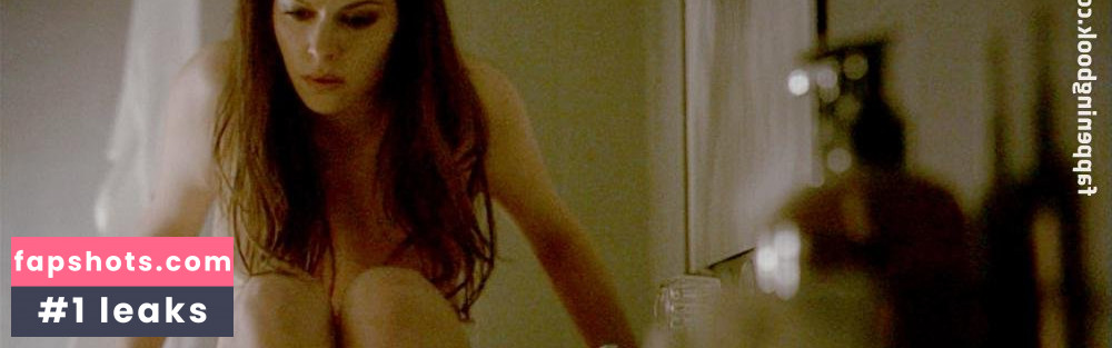 Emily Hampshire gallery photo #32