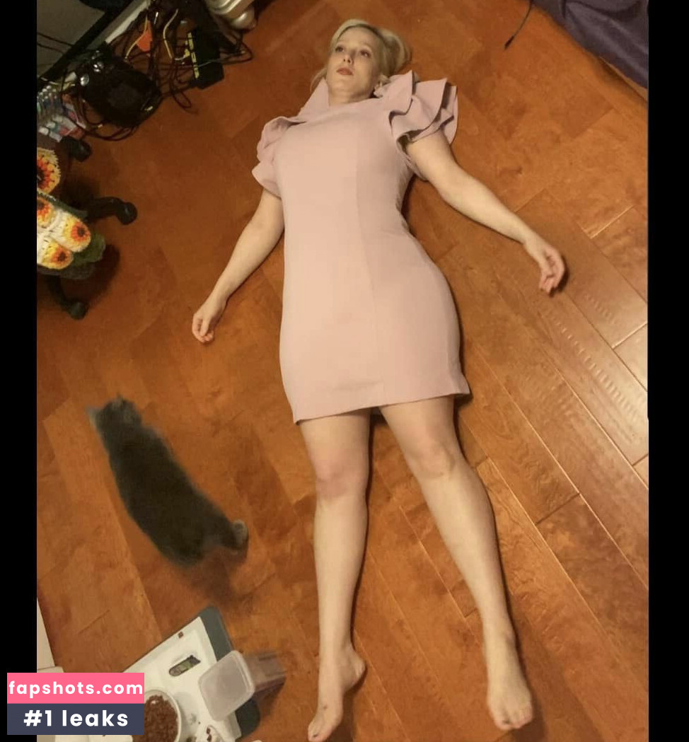 Emily Hebert gallery photo #8