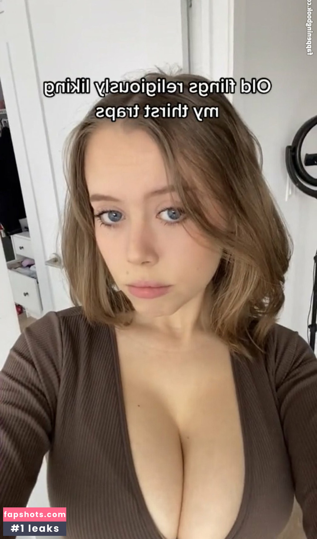 Emily Kyte gallery photo #104