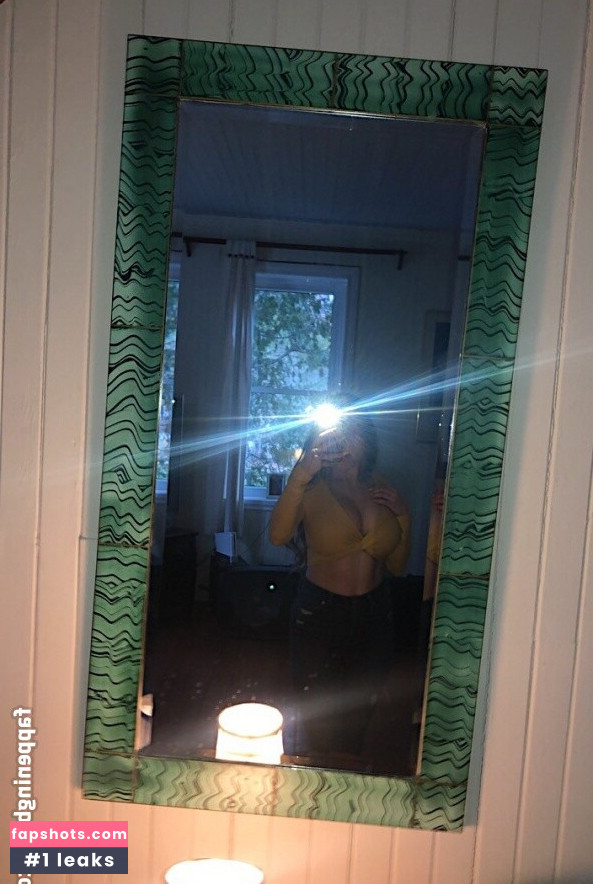 Emily Kyte gallery photo #81