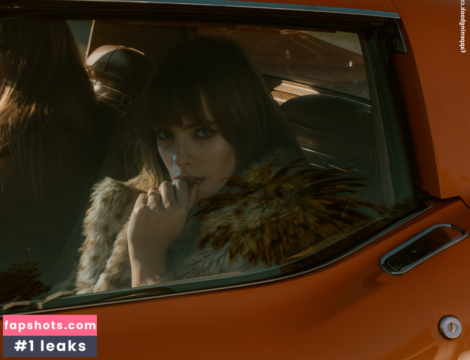 Emily Labowe gallery photo #48