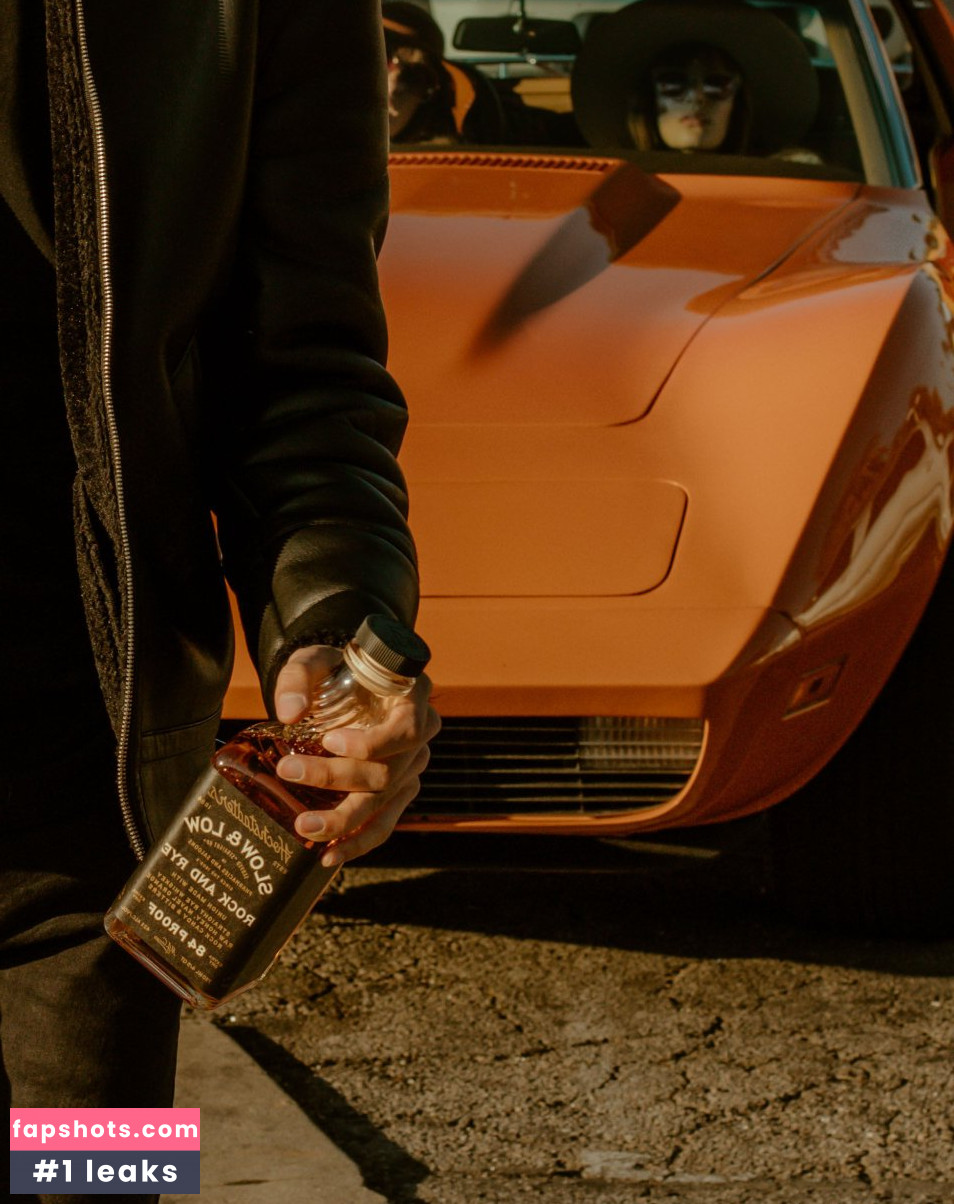 Emily Labowe gallery photo #58