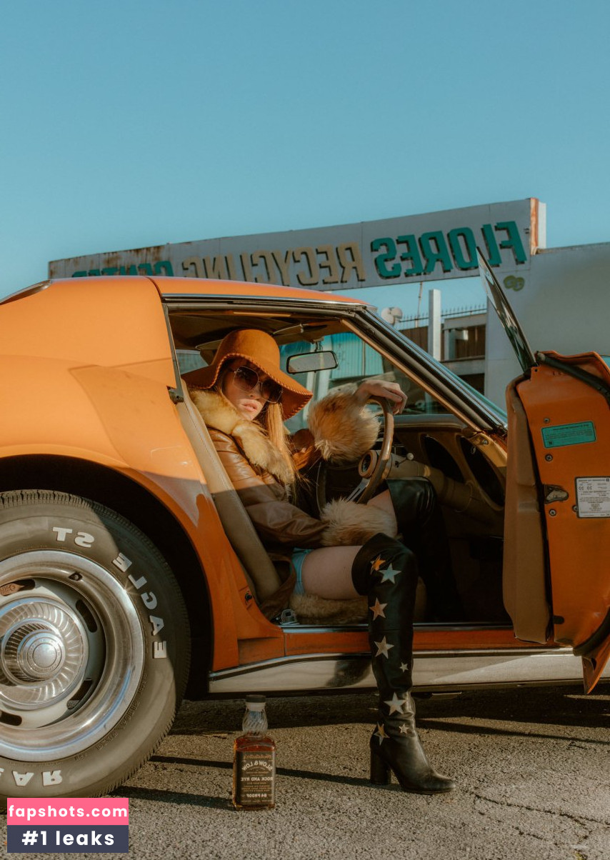 Emily Labowe gallery photo #61