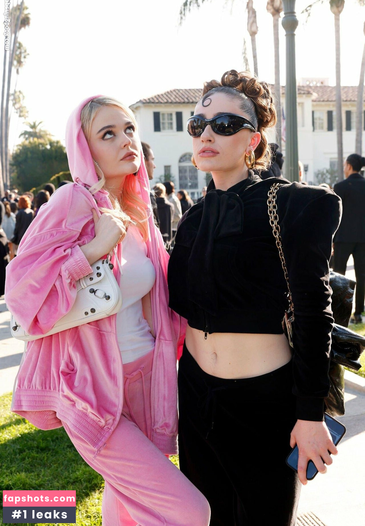 Emily Lind gallery photo #27