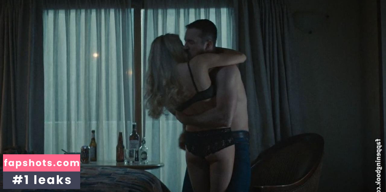 Emily Maddison gallery photo #3