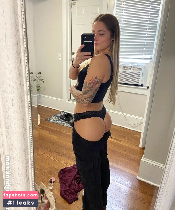 Emily May Nude Leaks OnlyFans Photos #2 - LeakJerk