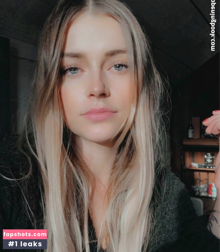 Emily May Nude Leaks OnlyFans Photos #4 - LeakJerk