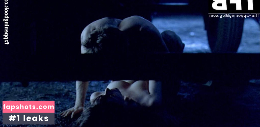 Emily Mortimer gallery photo #35