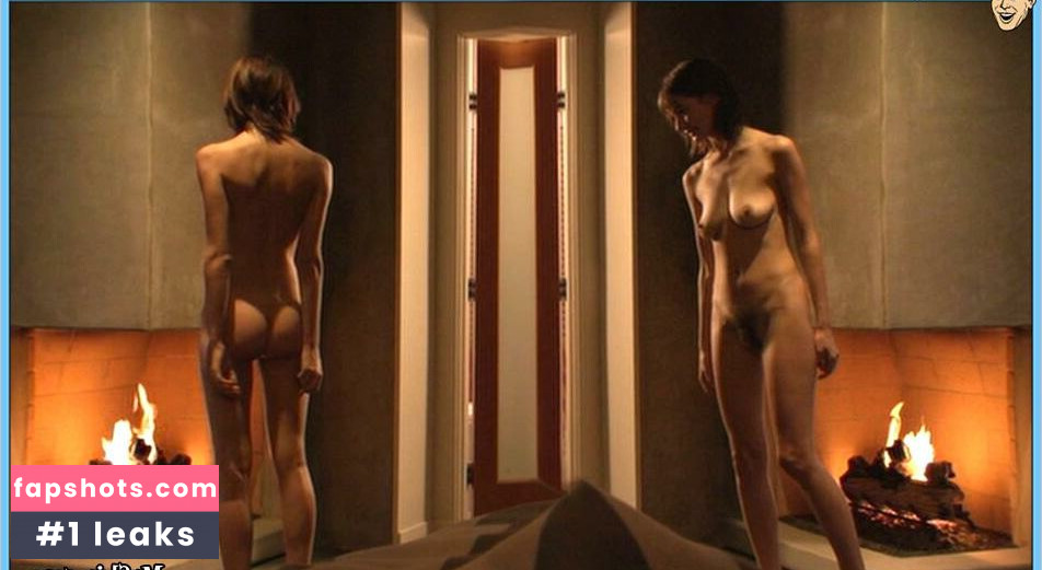 Emily Mortimer gallery photo #7