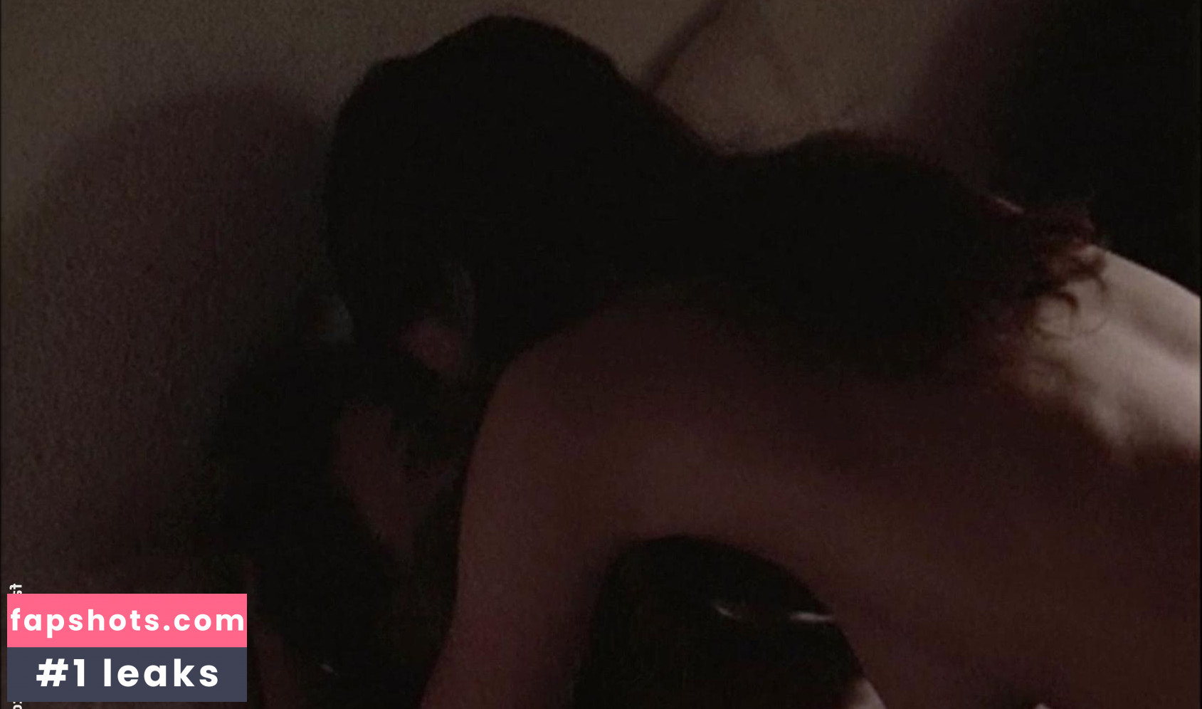 Emily Mortimer gallery photo #70