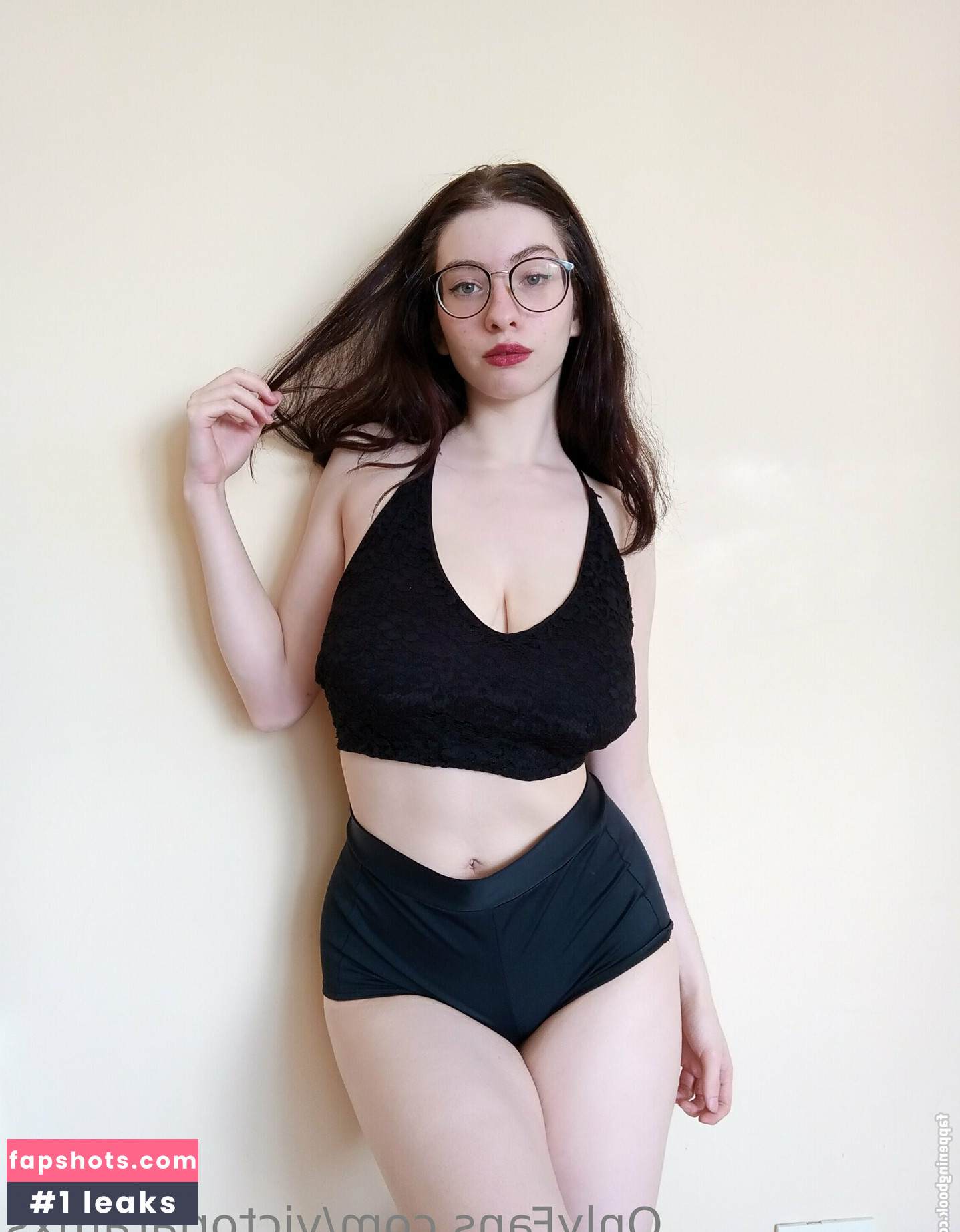 Emily gallery photo #56