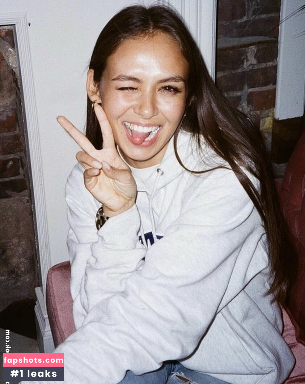 Emily Oberg Nude Leaks OnlyFans Photos #14 - Fapshots