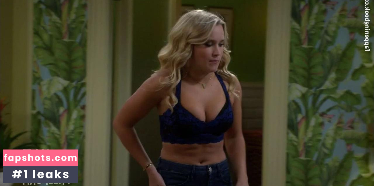 Emily Osment gallery photo #136