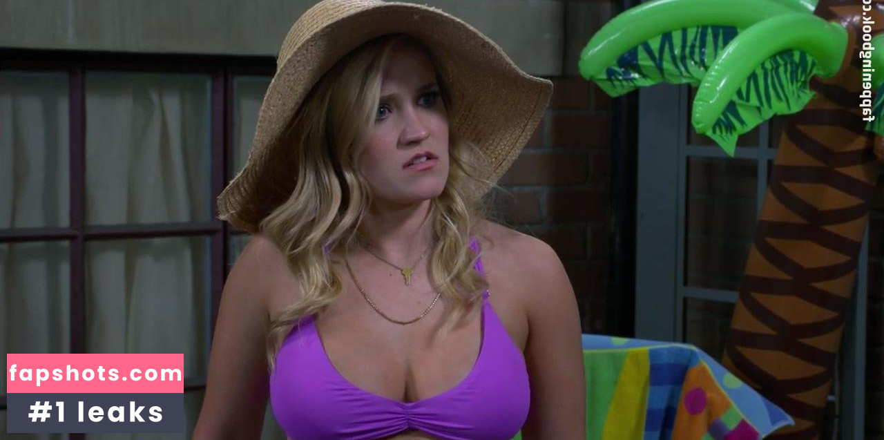 Emily Osment gallery photo #149