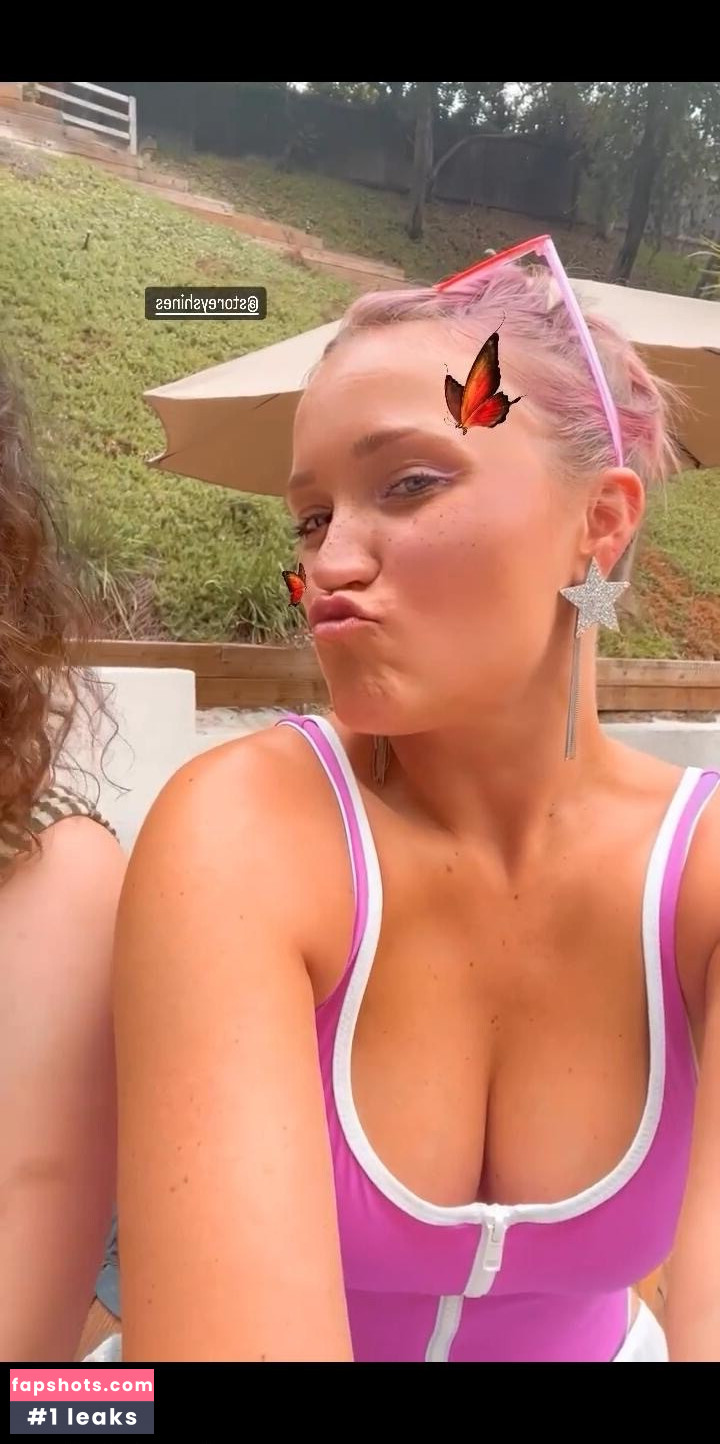 Emily Osment gallery photo #65