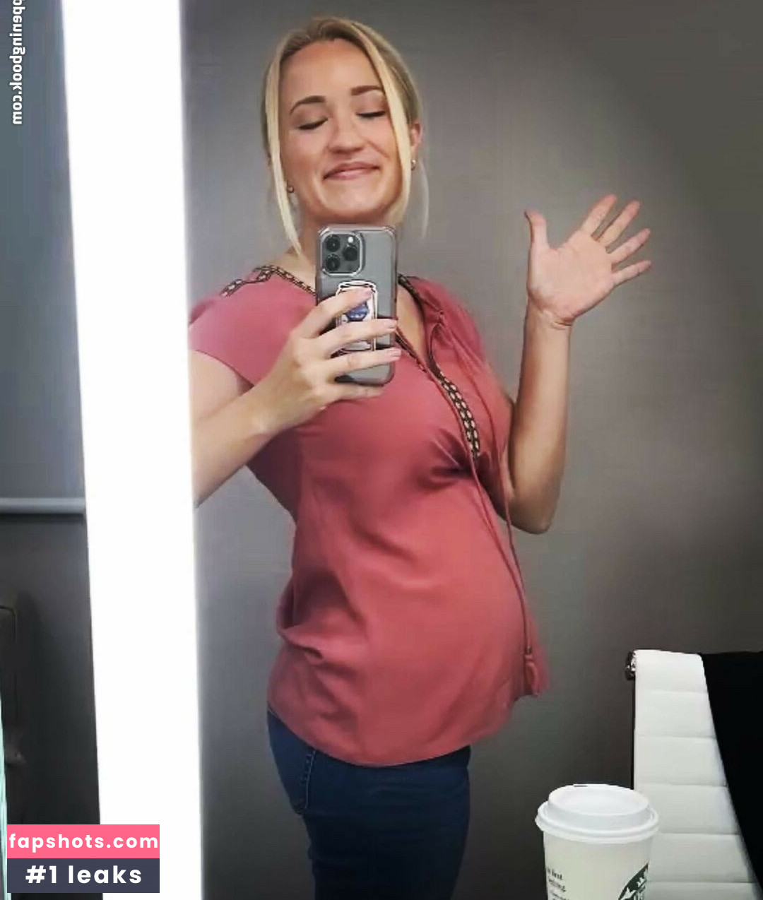 Emily Osment gallery photo #73