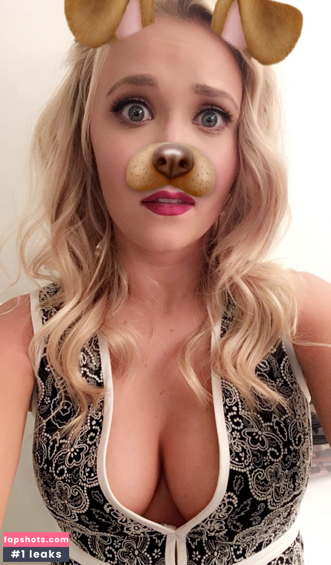 Emily Osment gallery photo #99