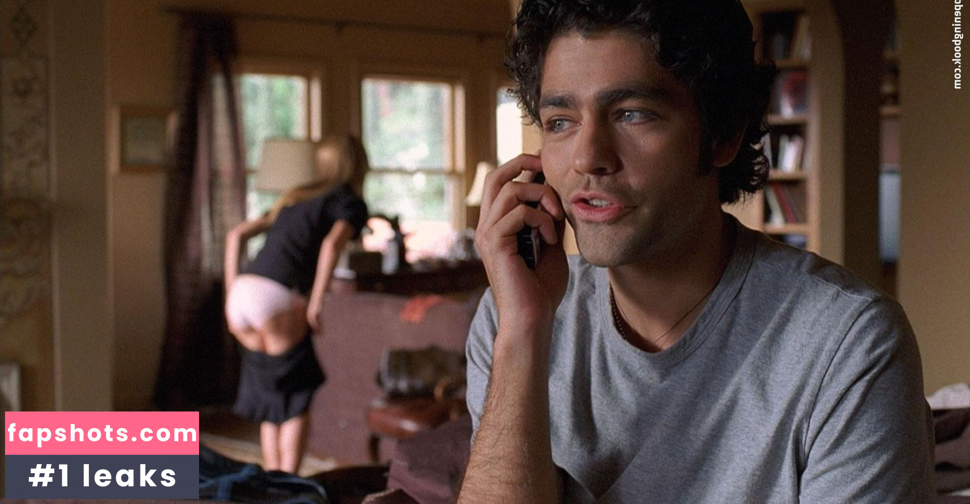 Emily Paul gallery photo #17