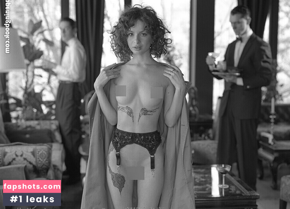 Emily Poker gallery photo #12