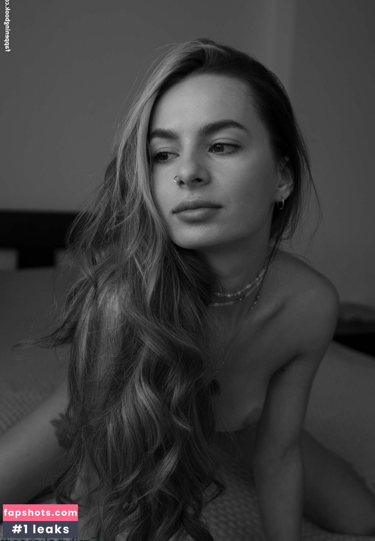 Emily Poker gallery photo #47