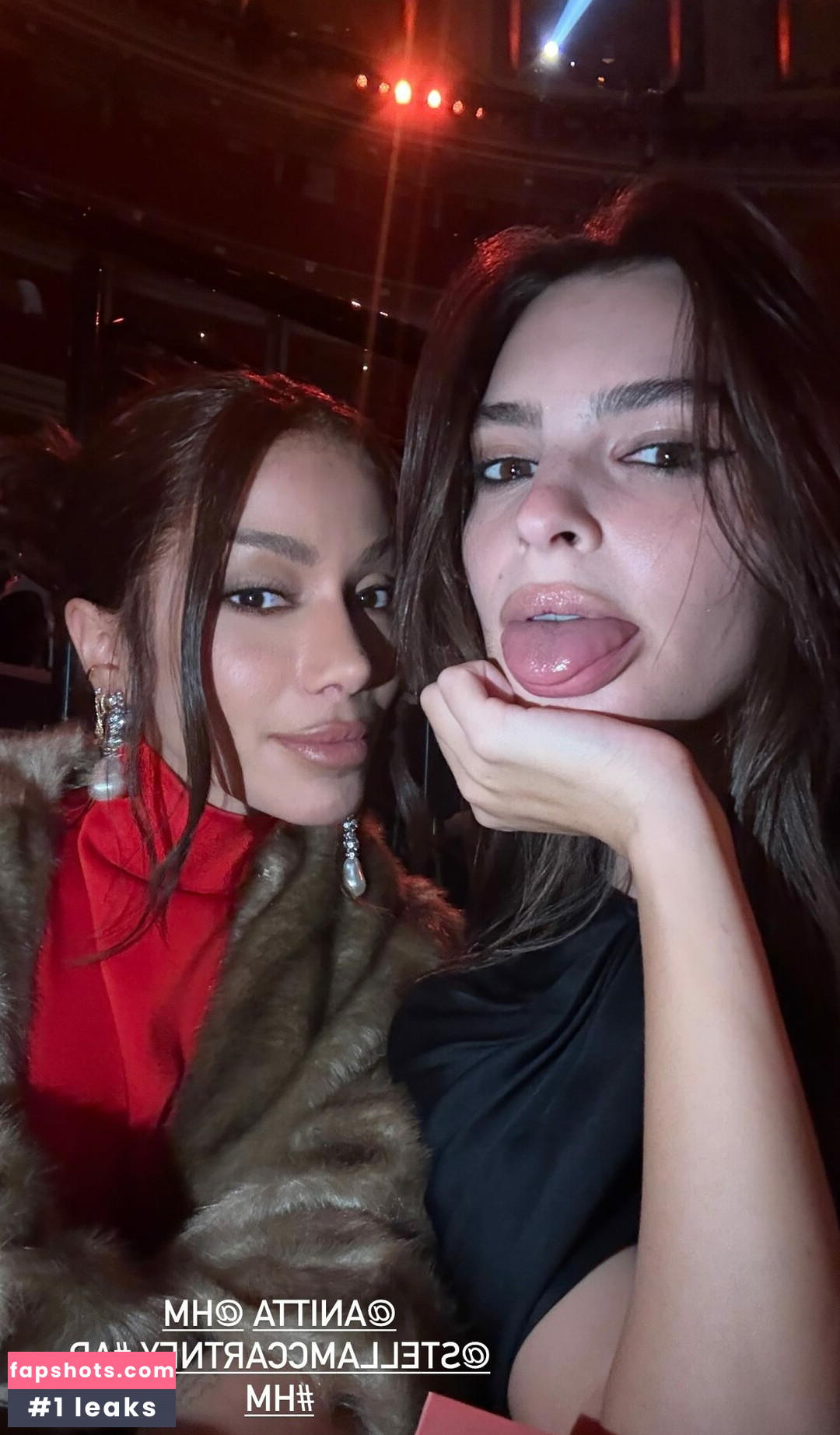 Emily Ratajkowski gallery photo #13