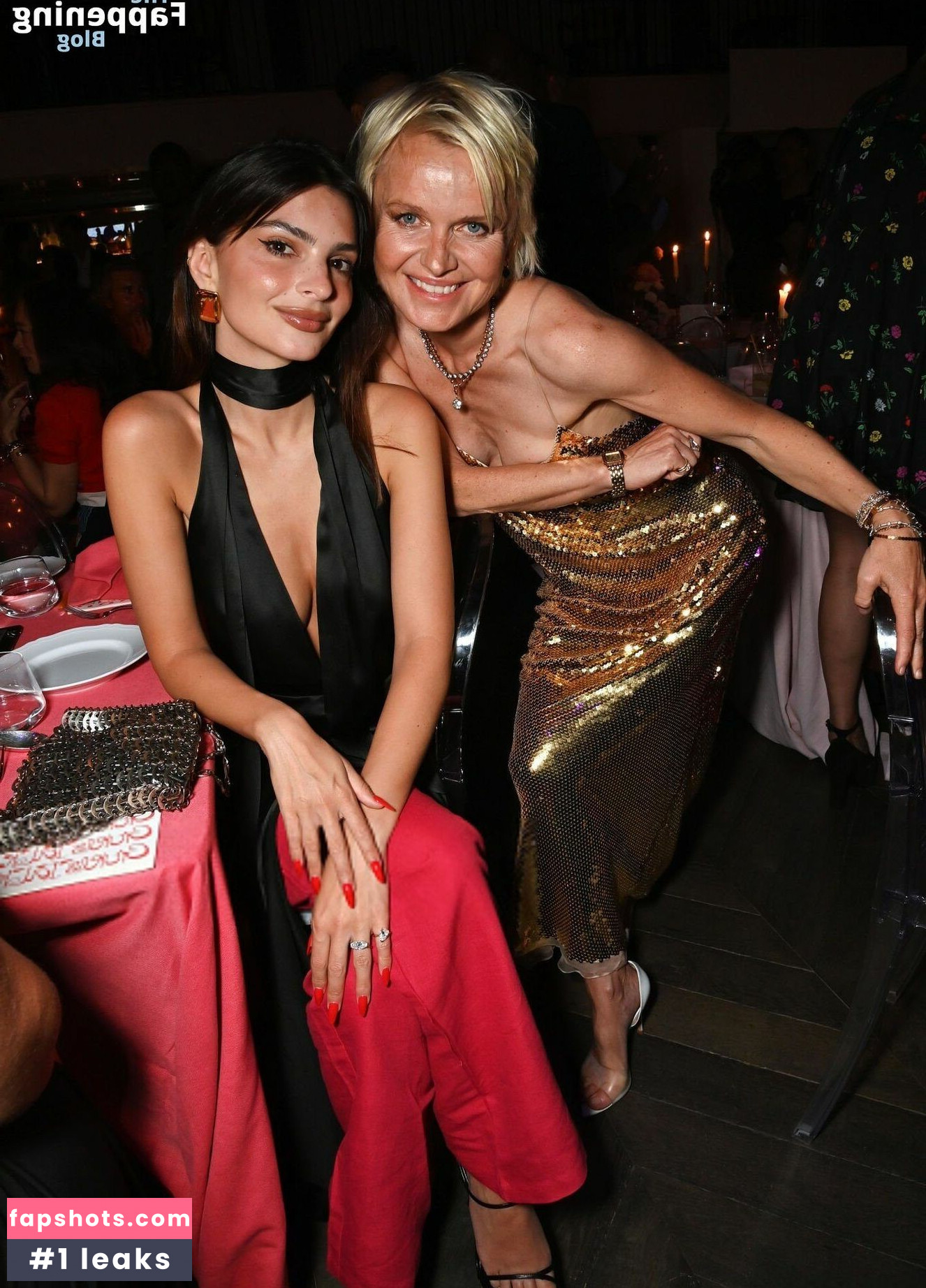 Emily Ratajkowski gallery photo #1318