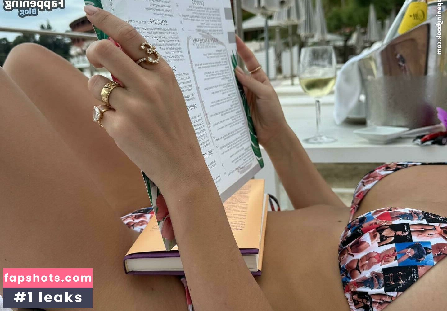 Emily Ratajkowski gallery photo #1524