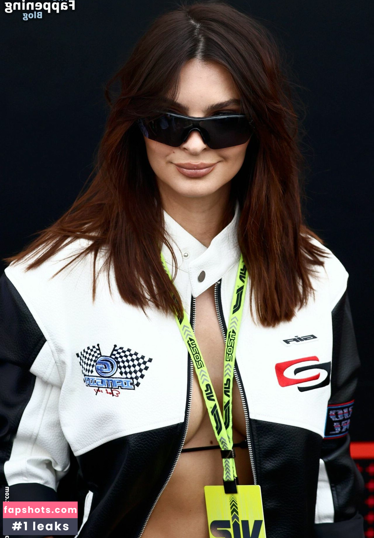 Emily Ratajkowski gallery photo #1538