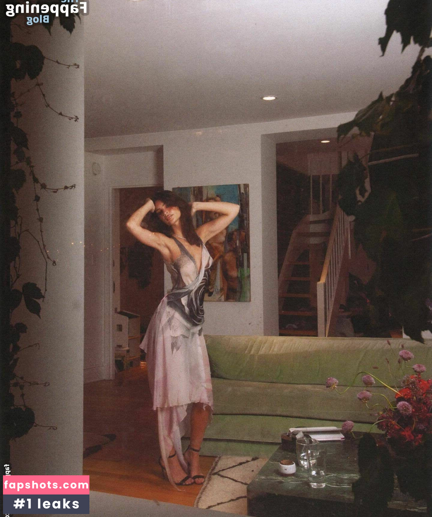 Emily Ratajkowski gallery photo #1577