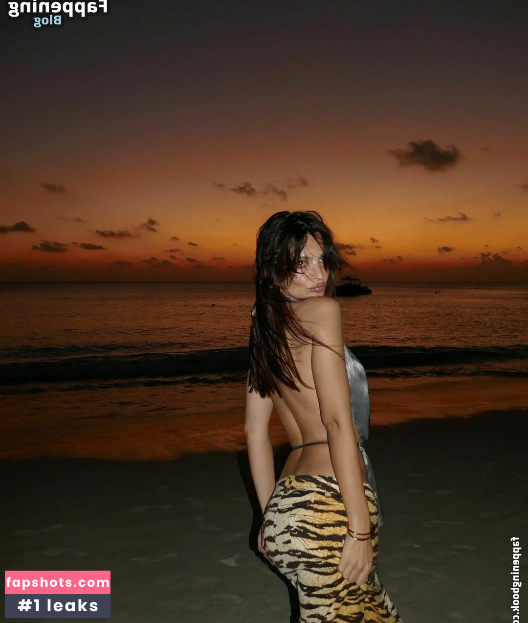 Emily Ratajkowski gallery photo #1868