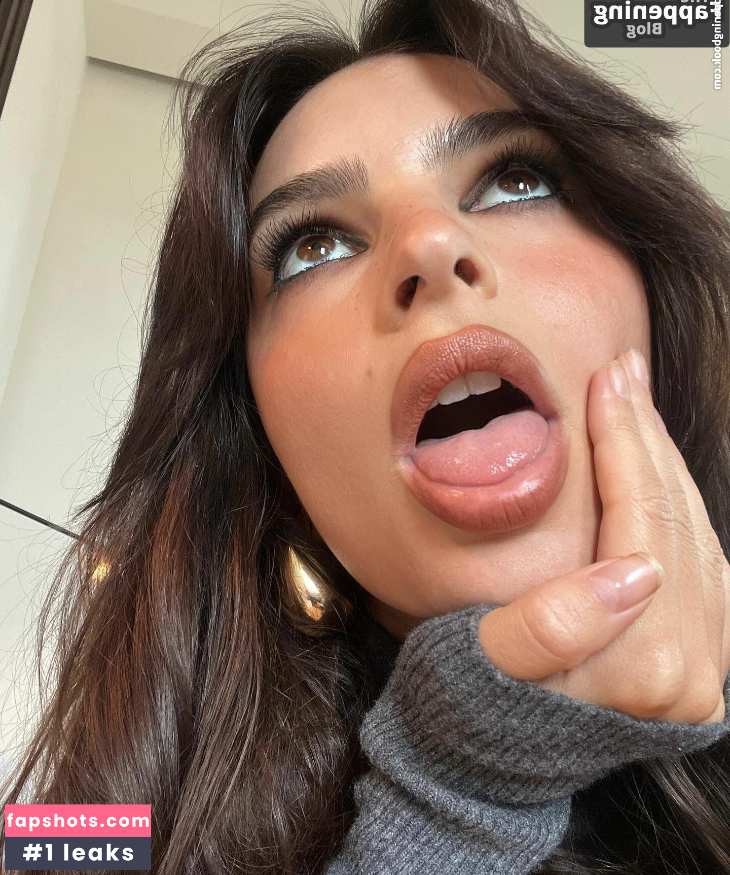 Emily Ratajkowski gallery photo #1874