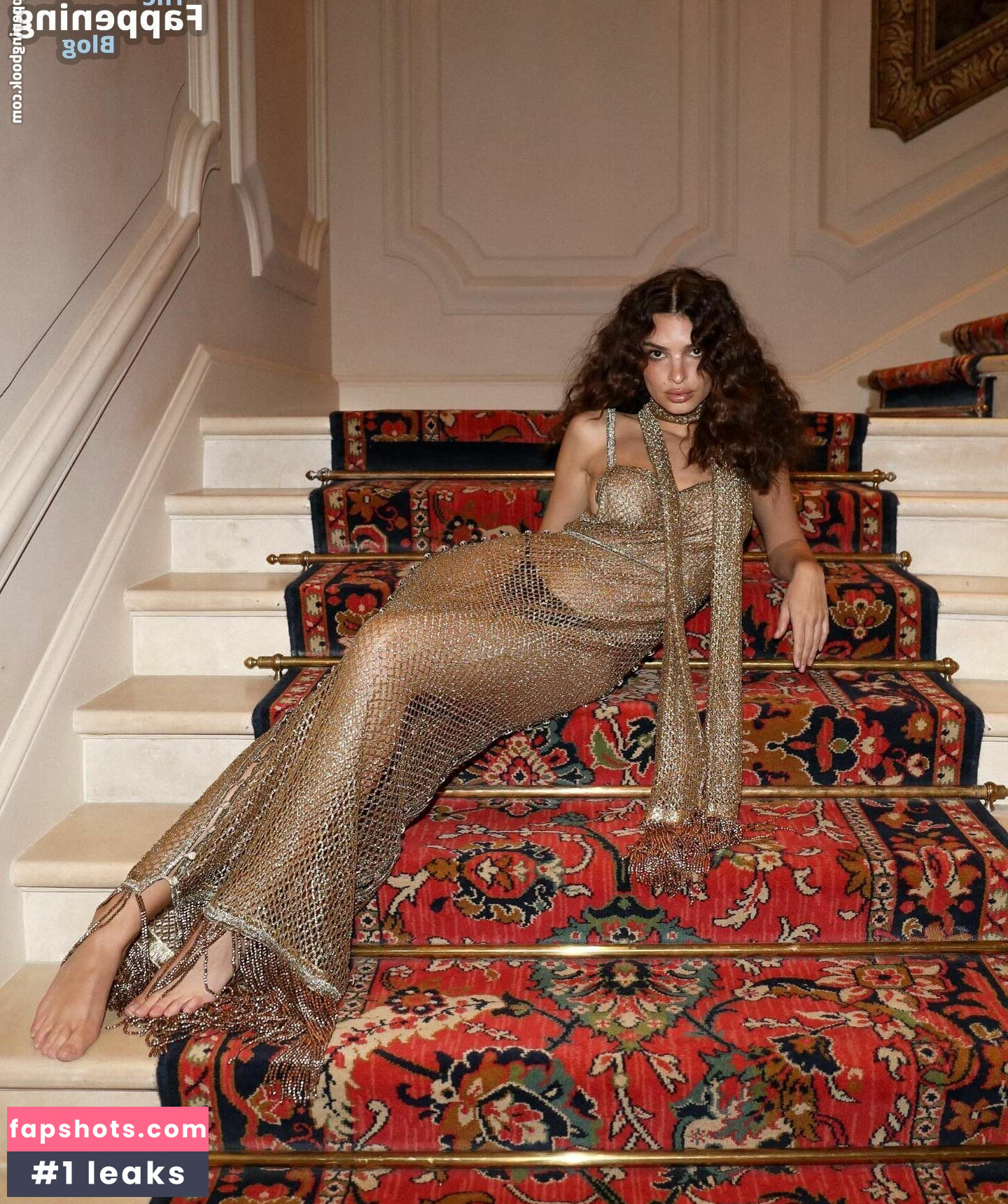 Emily Ratajkowski gallery photo #2171