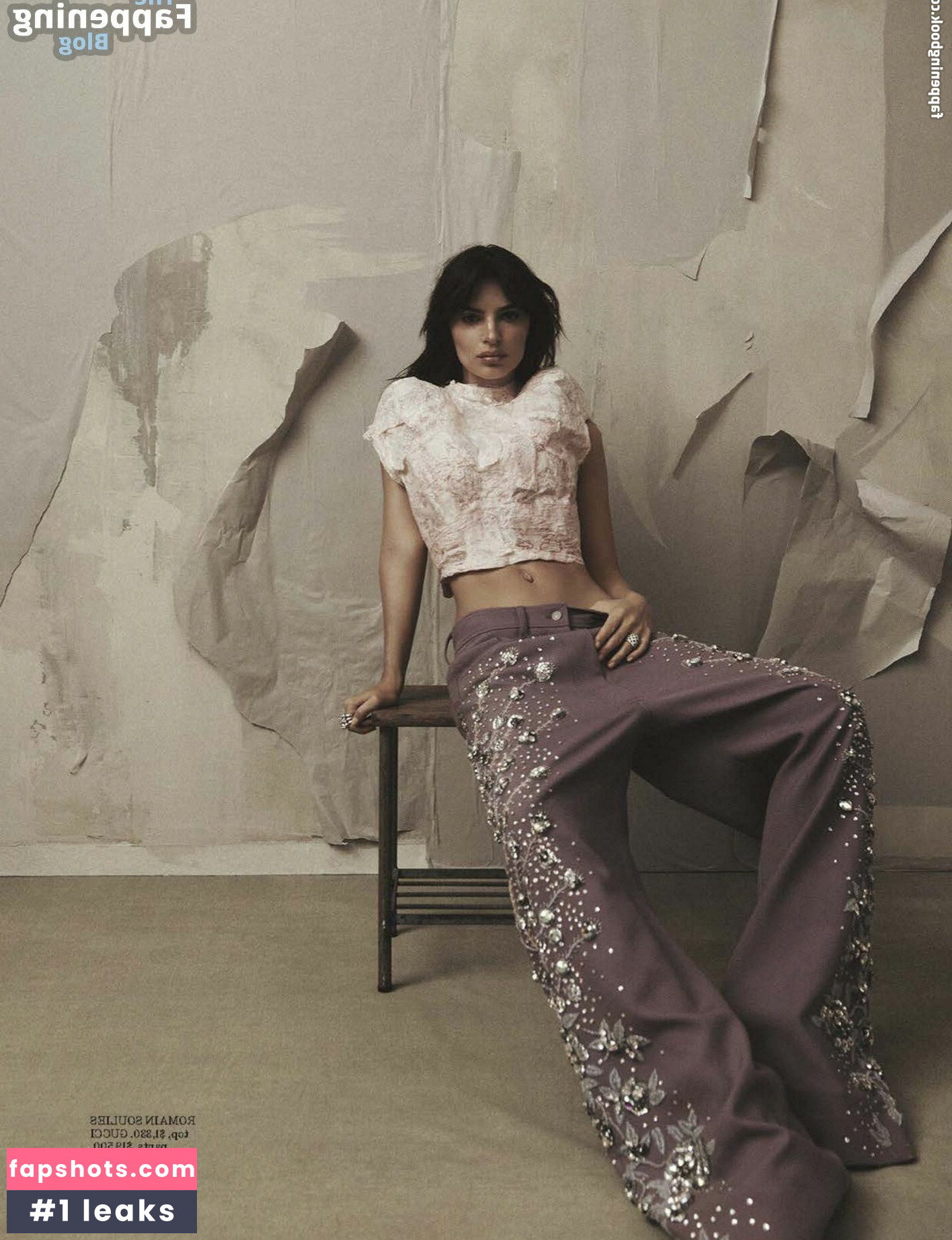 Emily Ratajkowski gallery photo #2575